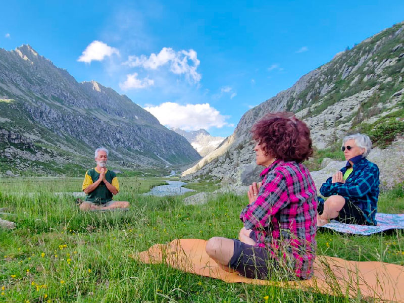 val adamè